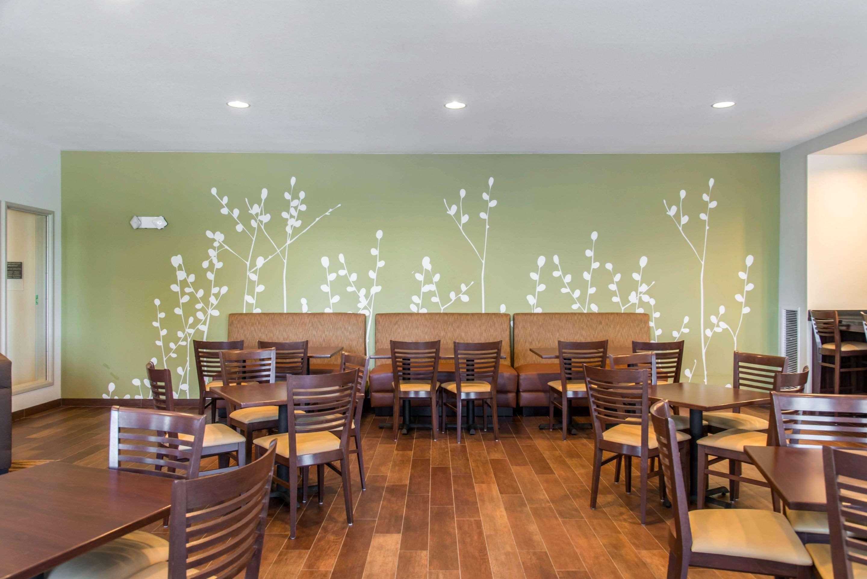 Sleep Inn & Suites Marshall - University Area Εξωτερικό φωτογραφία