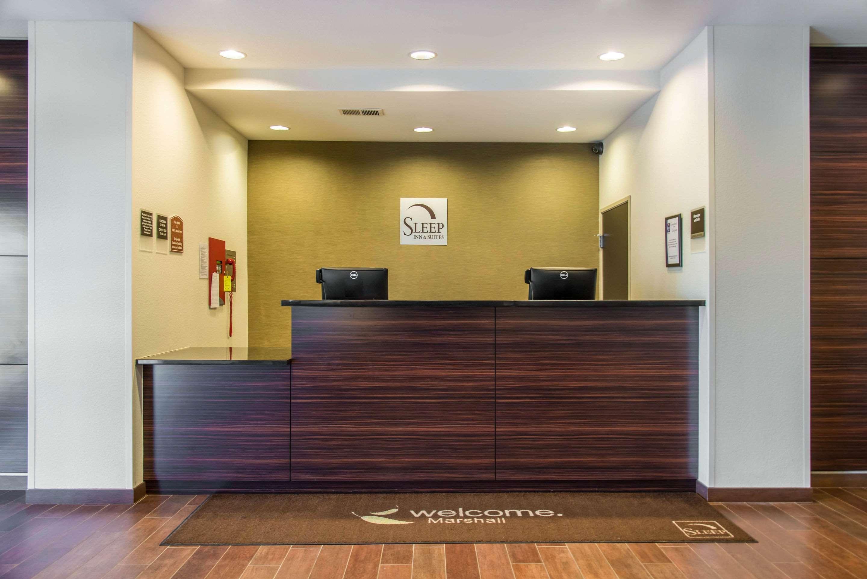 Sleep Inn & Suites Marshall - University Area Εξωτερικό φωτογραφία