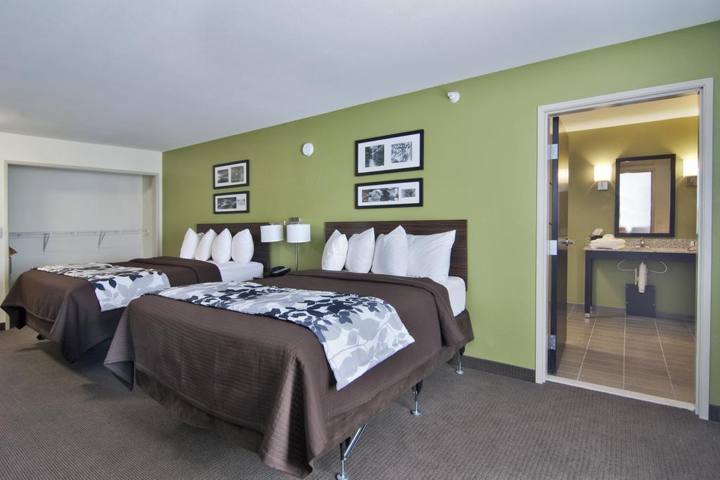 Sleep Inn & Suites Marshall - University Area Εξωτερικό φωτογραφία