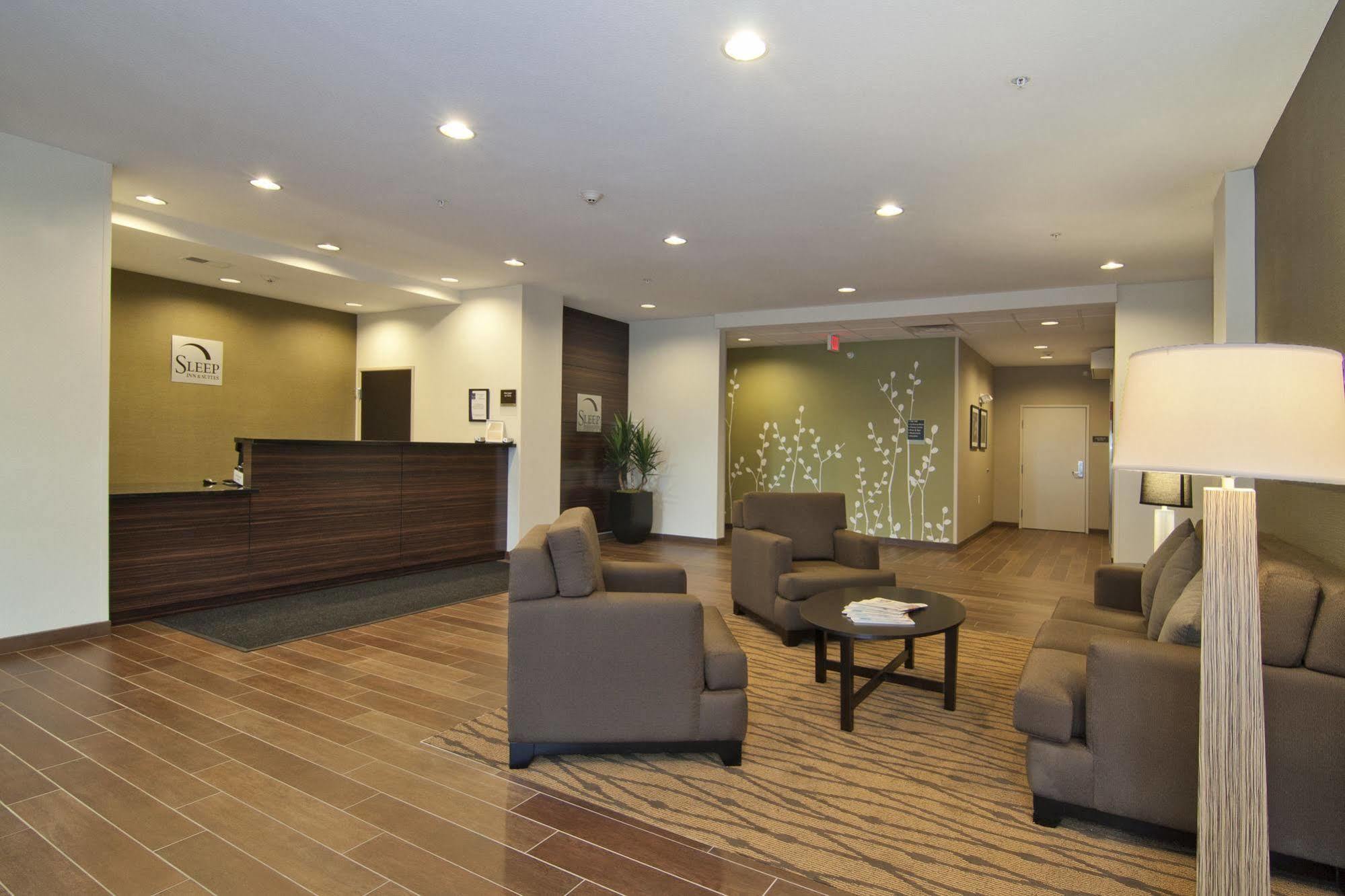 Sleep Inn & Suites Marshall - University Area Εξωτερικό φωτογραφία