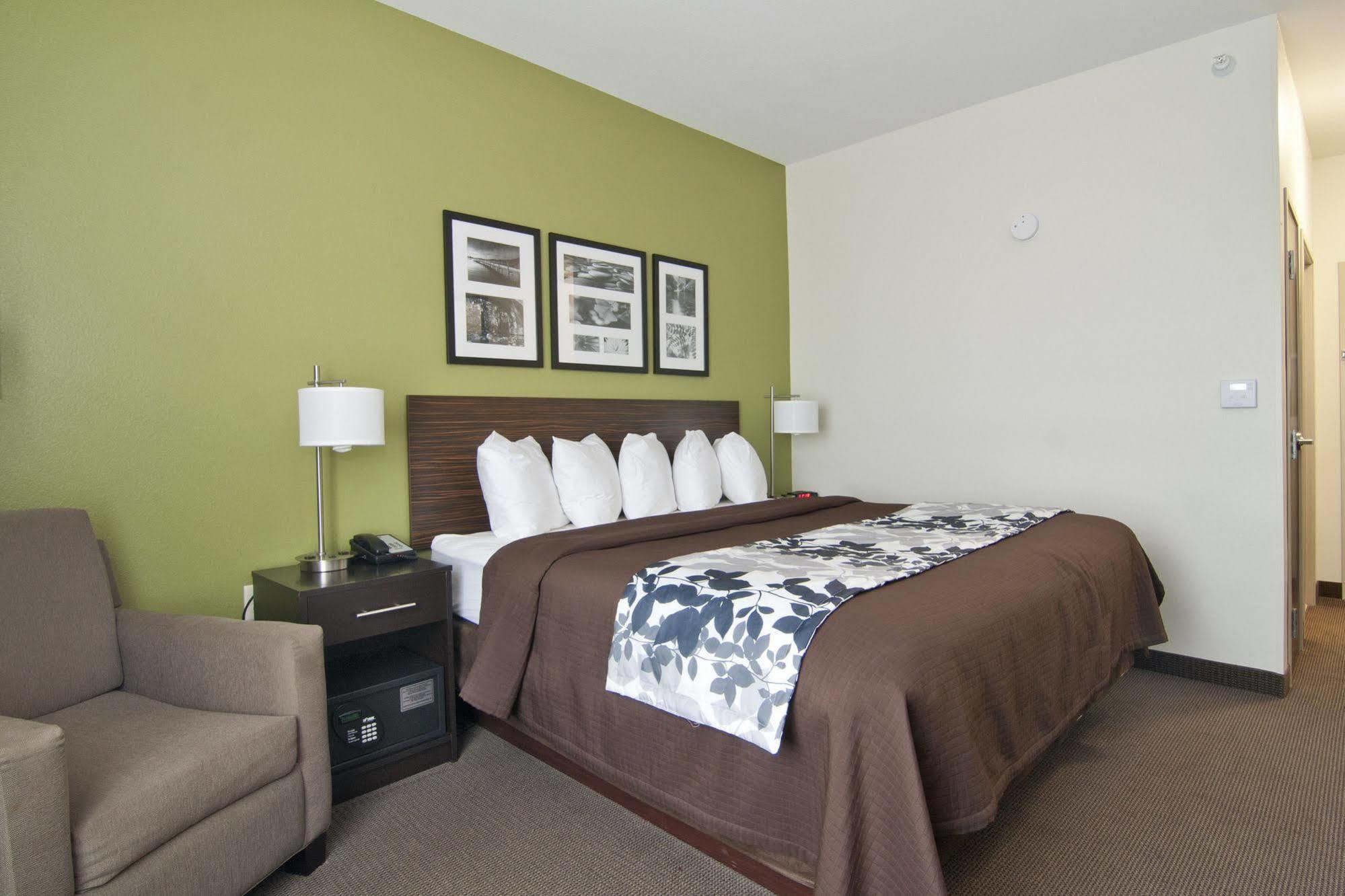 Sleep Inn & Suites Marshall - University Area Εξωτερικό φωτογραφία